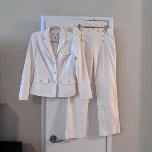 Calvin Klein Elegant White Women's Suit Set